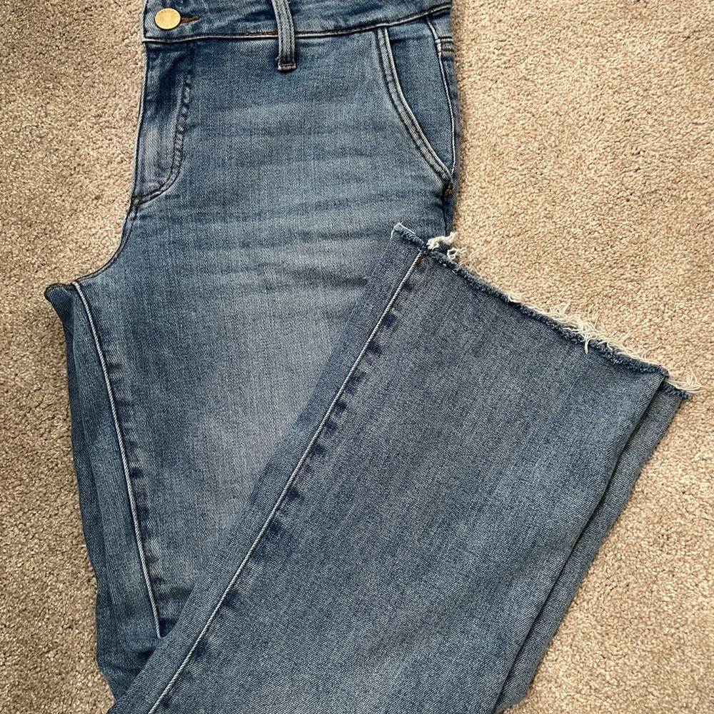 Kut from the Kloth Frayed Hem Blue Jeans
